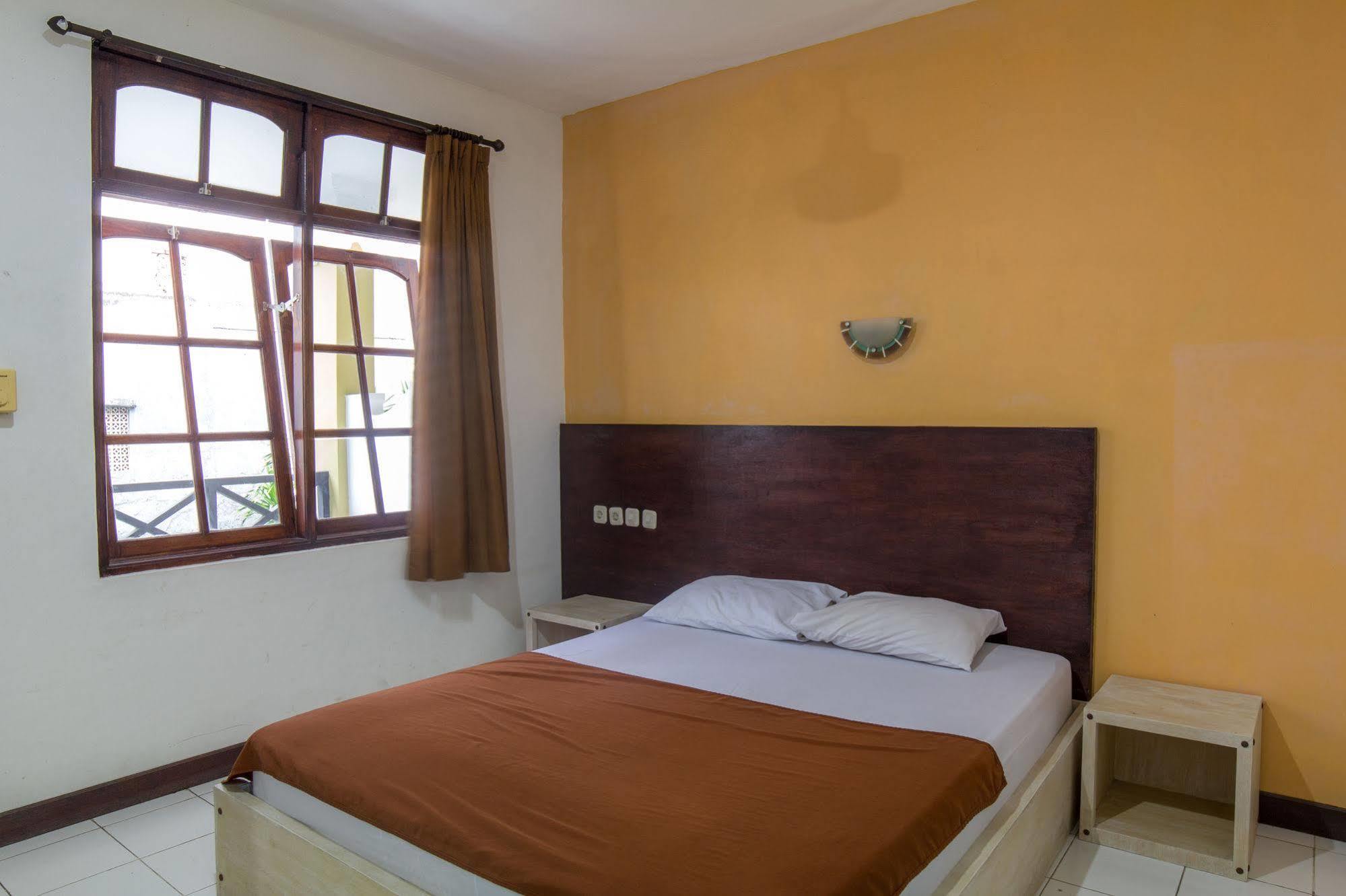 Beneyasa Beach Inn 2 Kuta Lombok Zewnętrze zdjęcie