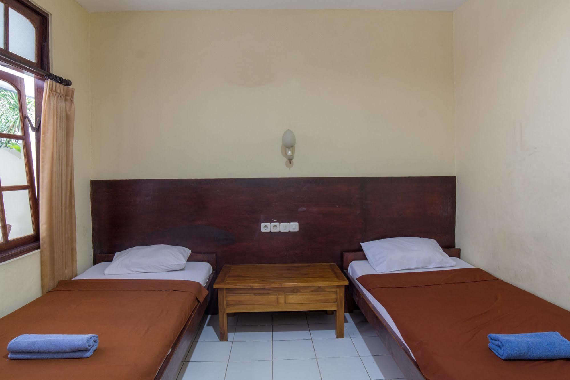 Beneyasa Beach Inn 2 Kuta Lombok Zewnętrze zdjęcie