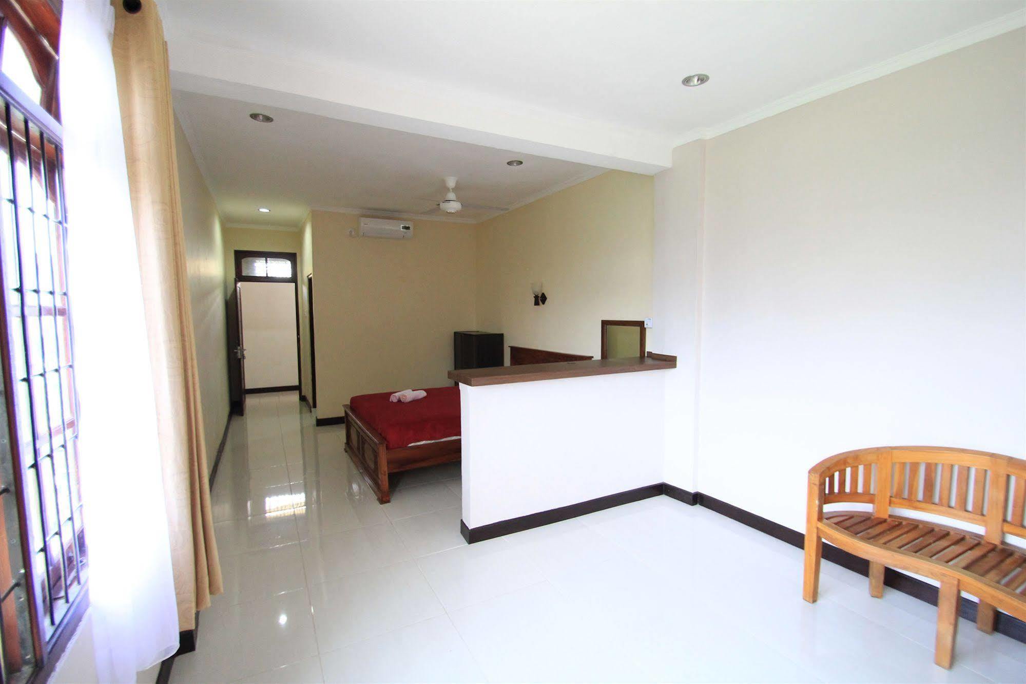 Beneyasa Beach Inn 2 Kuta Lombok Zewnętrze zdjęcie
